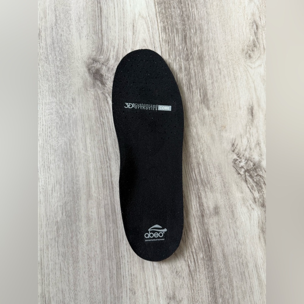 Abeo Black 3D Orthotic Customized core Casual pair of insoles  13 Metatarsals
